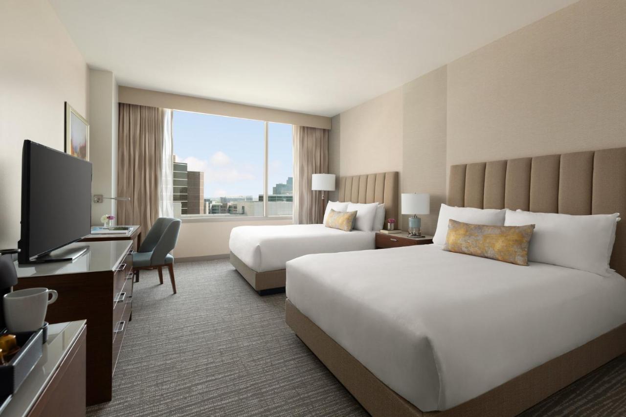 Отель Intercontinental Houston By Ihg Экстерьер фото
